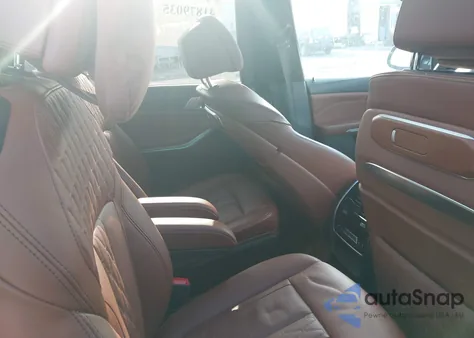 2023 BMW X7 M60I из США, поврежденный, VIN 5UX33EM03P9R02884